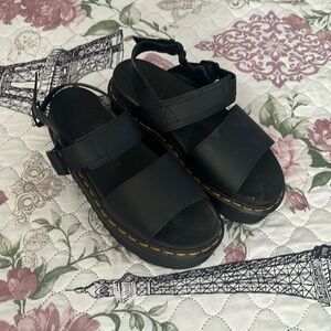 Doc martens black platform